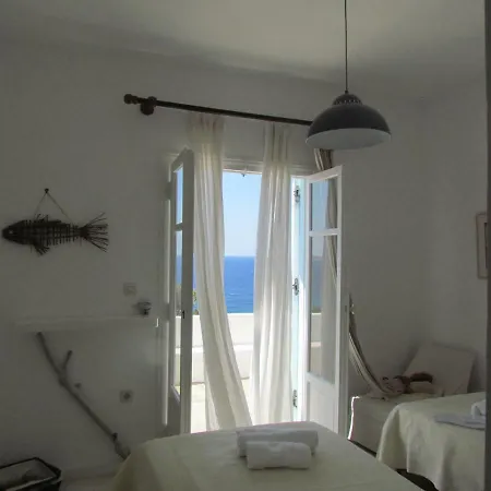 Waves * Agios Ioannis Diakoftis