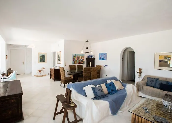 Waves Willa Agios Ioannis Diakoftis